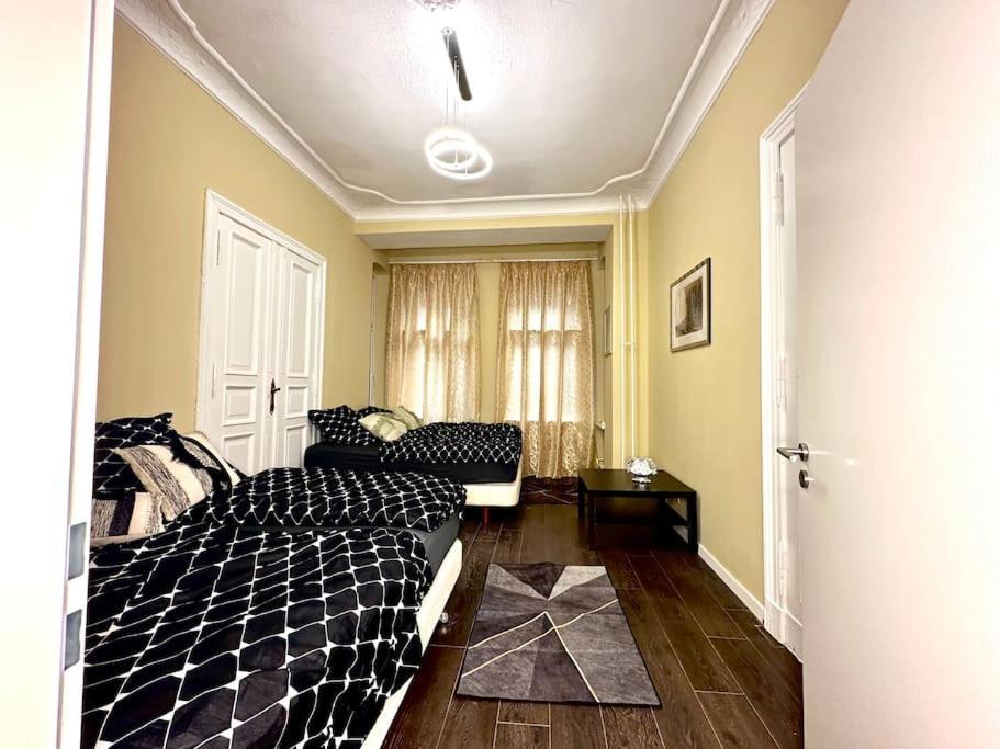 Schoenes Grosses Apartment Im Zentrum Berlins Exteriér fotografie